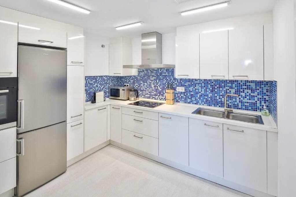 Puerto Banus Penthouse Apartment K1 Marbella Esterno foto